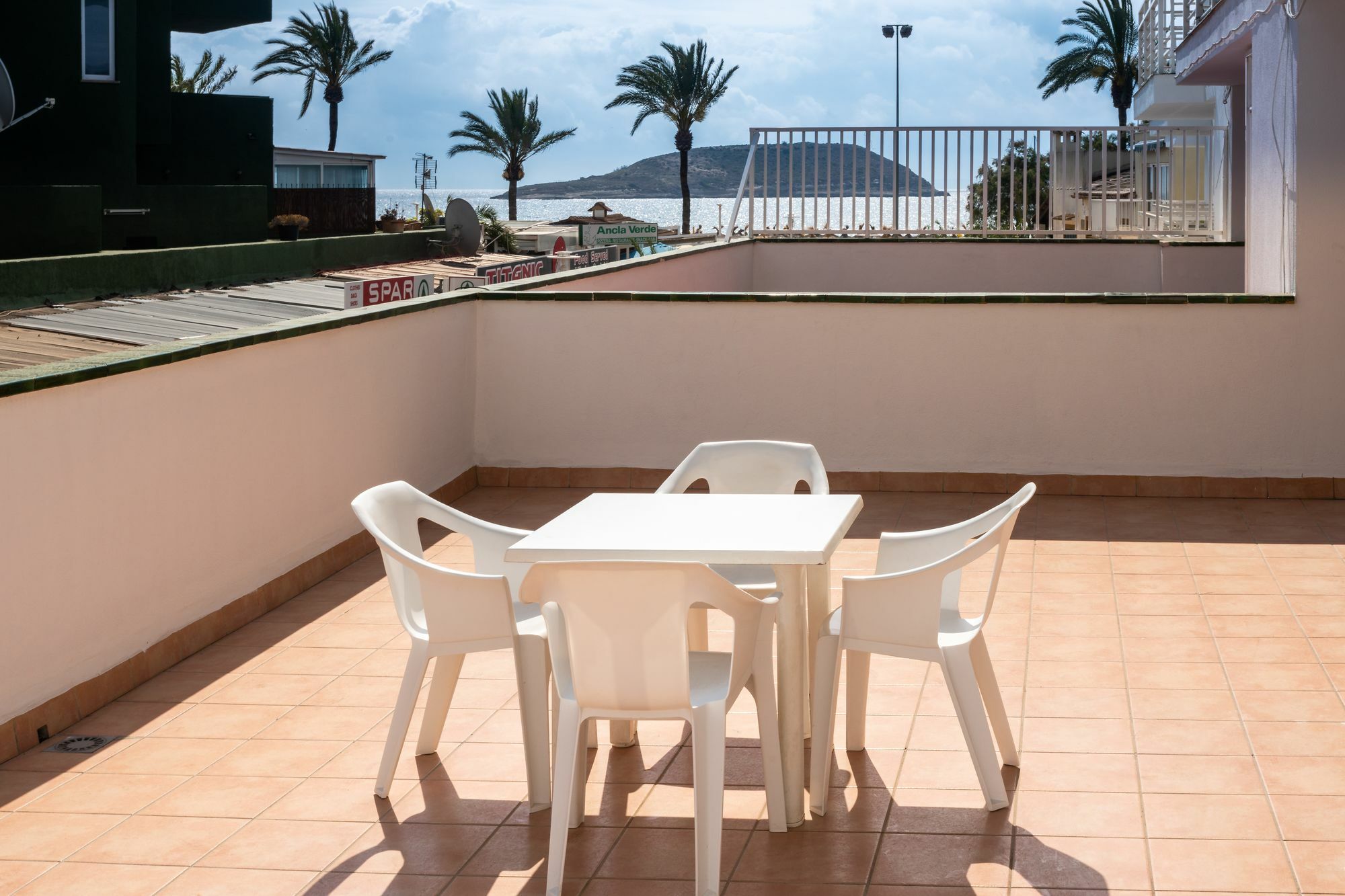 Neighbours Apartments Magaluf  Dış mekan fotoğraf